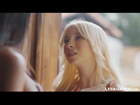 ❤️ A nena chega a casa uns meses despois e acaba comendo o coño da súa madrastra ❤ Porno fb a nós gl.hotpornphotos.ru ️❤