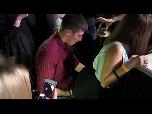 ❤️ Sexo real nunha discoteca rusa. Moza rusa de 18 anos no ano e na vaxina follada nunha discoteca ❤ Porno fb a nós gl.hotpornphotos.ru ️❤